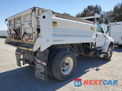 Czwarte zdjęcie samochodu z boku: 2008 FORD F750 SUPER DUTY XL DUMP TRUCK VIN:3FRXF75T08V083296 - miniatura