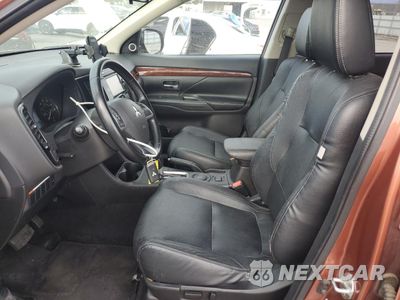 Zdjęcie 7 z 13 samochodu: 2015 MITSUBISHI OUTLANDER SE VIN:JA4AD3A39FZ010270 - miniatura