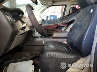 Zdjęcie 7 z 13 samochodu: 2011 FORD EXPEDITION EL XLT VIN:1FMJK1H55BEF08535 - miniatura