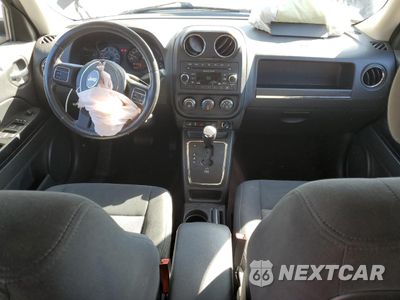 Zdjęcie 8 z 15 samochodu: 2014 JEEP PATRIOT LATITUDE VIN:1C4NJRFB7ED884471 - miniatura