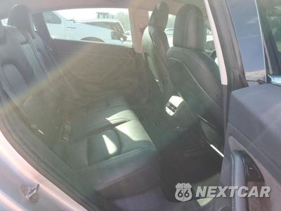 Zdjęcie 10 z 12 samochodu: 2018 TESLA MODEL 3 VIN:5YJ3E1EA1JF036451 - miniatura