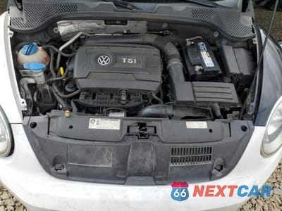 Zdjęcie 11 z 12 samochodu: 2015 VOLKSWAGEN BEETLE 1.8T VIN:3VWF17AT6FM607242 - miniatura