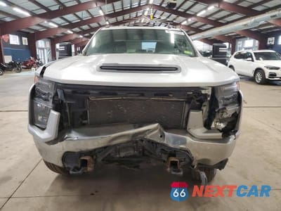 Piąte zdjęcie samochodu w środku: 2022 CHEVROLET SILVERADO K2500 HEAVY DUTY VIN:1GC4YLE72NF288531 - miniatura