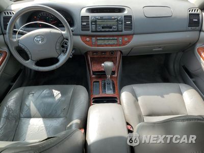Zdjęcie 8 z 12 samochodu: 2005 TOYOTA CAMRY LE VIN:4T1BF30K85U089967 - miniatura