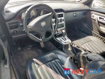 Zdjęcie 8 z 12 samochodu: 2004 MERCEDES-BENZ SLK 230 KOMPRESSOR VIN:WDBKK49FX4F299094 - miniatura