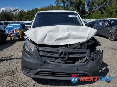 Piąte zdjęcie samochodu w środku: 2020 MERCEDES-BENZ METRIS VIN:W1YV0BEY9L3753296 - miniatura