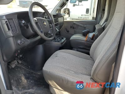 Zdjęcie 7 z 12 samochodu: 2016 CHEVROLET EXPRESS G3500 VIN:1GB0GSFG9G1322589 - miniatura