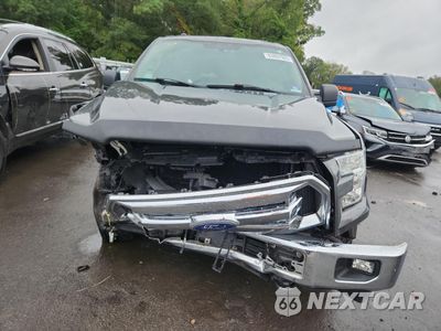 Piąte zdjęcie samochodu w środku: 2017 FORD F150 SUPERCREW VIN:1FTEW1EF5HFA75566 - miniatura