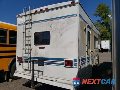 Trzecie zdjęcie samochodu z tyłu: 2000 WINNEBAGO MINNIE - RVS VIN:1FDWE35S6YHA10208 - miniatura