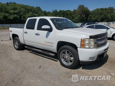 Czwarte zdjęcie samochodu z boku: 2009 CHEVROLET SILVERADO C1500 LTZ VIN:3GCEC33079G102589 - miniatura