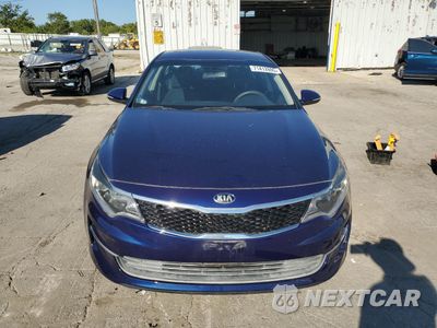 Piąte zdjęcie samochodu w środku: 2018 KIA OPTIMA LX VIN:5XXGT4L34JG219305 - miniatura
