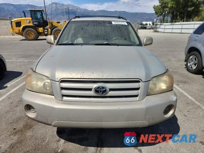 Piąte zdjęcie samochodu w środku: 2006 TOYOTA HIGHLANDER LIMITED VIN:JTEDP21A460114569 - miniatura