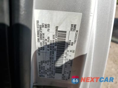 Zdjęcie 13 z 13 samochodu: 2000 FORD ECONOLINE E350 SUPER DUTY WAGON VIN:1FBSS31L8YHB58276 - miniatura