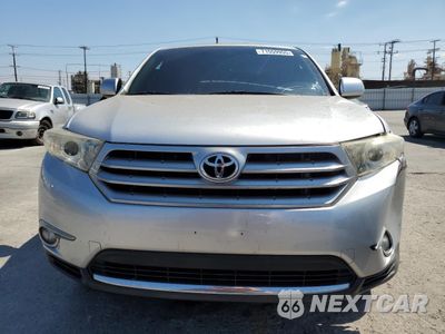 Piąte zdjęcie samochodu w środku: 2011 TOYOTA HIGHLANDER BASE VIN:5TDZK3EH4BS025033 - miniatura