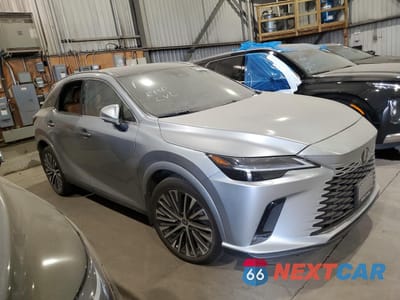 Czwarte zdjęcie samochodu z boku: 2024 LEXUS RX 350 BASE VIN:2T2BAMCA5RC078578 - miniatura