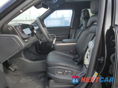 Zdjęcie 7 z 15 samochodu: 2025 RIVIAN R1S ADVENTURE VIN:7PDSGBBAXSN068925 - miniatura