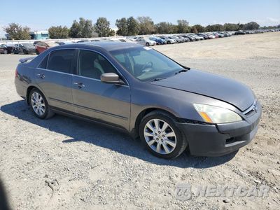 Czwarte zdjęcie samochodu z boku: 2007 HONDA ACCORD EX VIN:1HGCM665X7A077004 - miniatura