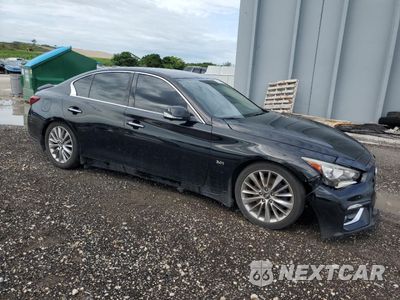 Czwarte zdjęcie samochodu z boku: 2018 INFINITI Q50 LUXE VIN:JN1EV7AP1JM590329 - miniatura