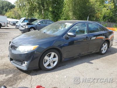 2014 TOYOTA CAMRY L 4T1BF1FK7EU448446 - główne zdjęcie licytacji z USA - miniatura