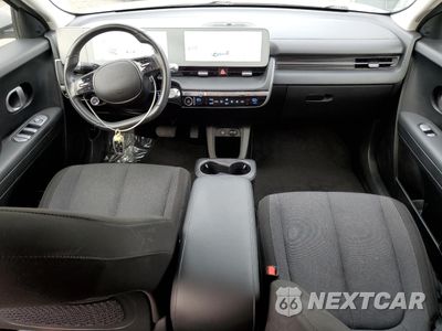Zdjęcie 8 z 13 samochodu: 2022 HYUNDAI IONIQ 5 SE VIN:KM8KM4AB8NU095598 - miniatura
