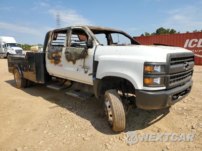 Czwarte zdjęcie samochodu z boku: 2021 CHEVROLET SILVERADO MEDIUM DUTY VIN:1HTKJPVK6MH211061 - miniatura