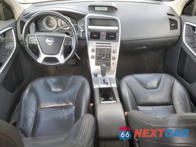 Zdjęcie 8 z 12 samochodu: 2011 VOLVO XC60 T6 VIN:YV4902DZ9B2168543 - miniatura