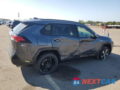 Trzecie zdjęcie samochodu z tyłu: 2021 TOYOTA RAV4 PRIME SE VIN:JTMAB3FV1MD040668 - miniatura