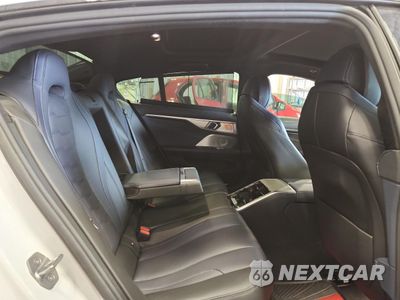 Zdjęcie 10 z 13 samochodu: 2020 BMW M850XI VIN:WBAGV8C03LBP48872 - miniatura