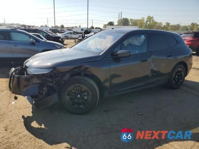 2024 BMW IX XDRIVE50 WB523CF01RCN79774 - główne zdjęcie licytacji z USA - miniatura
