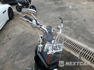 Piąte zdjęcie samochodu w środku: 2005 HARLEY-DAVIDSON FXDWGI VIN:1HD1GPW185K303370 - miniatura