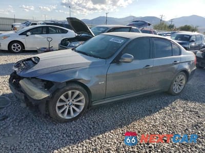2011 BMW 328 I WBAPH7C59BE681494 - główne zdjęcie licytacji z USA - miniatura