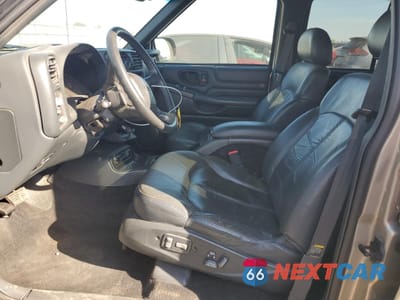 Zdjęcie 7 z 12 samochodu: 2001 CHEVROLET BLAZER VIN:1GNDT13W31K236282 - miniatura