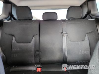 Zdjęcie 10 z 13 samochodu: 2017 JEEP RENEGADE LATITUDE VIN:ZACCJBBB0HPF92848 - miniatura
