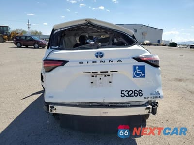 Zdjęcie 6 z 12 samochodu: 2022 TOYOTA SIENNA LE VIN:5TDKSKFC6NS061311 - miniatura