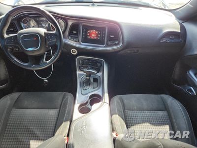 Zdjęcie 8 z 14 samochodu: 2016 DODGE CHALLENGER SXT VIN:2C3CDZAG3GH177539 - miniatura