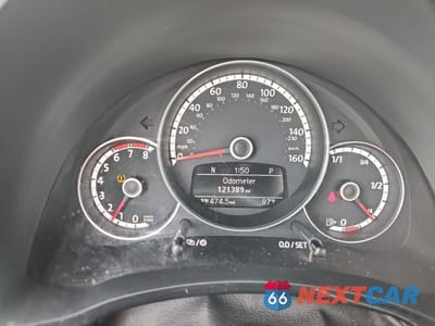 Zdjęcie 9 z 14 samochodu: 2016 VOLKSWAGEN BEETLE 1.8T VIN:3VWF17AT6GM638864 - miniatura