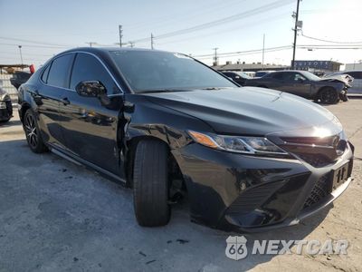 Czwarte zdjęcie samochodu z boku: 2020 TOYOTA CAMRY SE VIN:4T1G11AK6LU877277 - miniatura