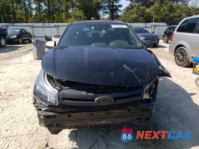 Piąte zdjęcie samochodu w środku: 2011 FORD FOCUS SE VIN:1FAHP3FN1BW116560 - miniatura