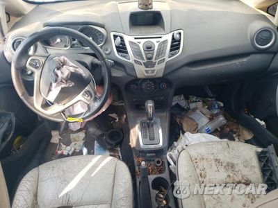 Zdjęcie 8 z 12 samochodu: 2011 FORD FIESTA SES VIN:3FADP4FJ9BM108921 - miniatura