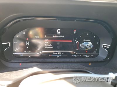Zdjęcie 9 z 17 samochodu: 2024 GMC YUKON DENALI VIN:1GKS1DKL7RR402874 - miniatura