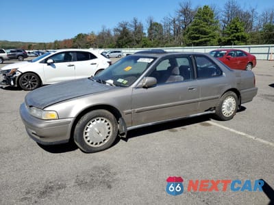 1990 HONDA ACCORD EX 1HGCB7266LA034686 - główne zdjęcie licytacji z USA - miniatura