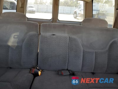 Zdjęcie 10 z 13 samochodu: 1999 CHEVROLET TAHOE K1500 VIN:1GNEK13R7XR106555 - miniatura