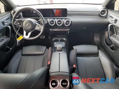 Zdjęcie 8 z 12 samochodu: 2022 MERCEDES-BENZ A 220 VIN:W1K3G4EB1NJ328500 - miniatura