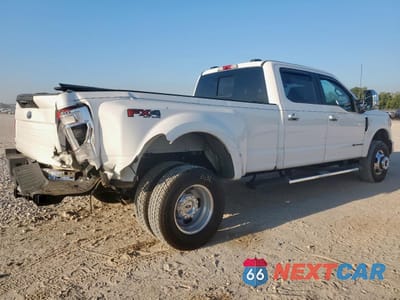 Trzecie zdjęcie samochodu z tyłu: 2022 FORD F350 SUPER DUTY VIN:1FT8W3DT0NEF73675 - miniatura