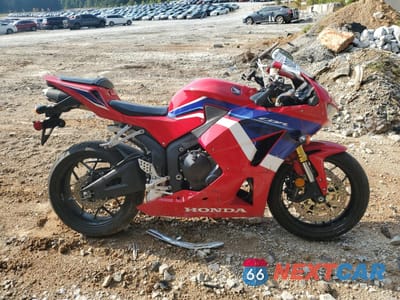 2021 HONDA CBR600 RR JH2PC40J9MK700669 - główne zdjęcie licytacji z USA - miniatura
