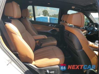 Zdjęcie 11 z 13 samochodu: 2020 BMW X7 XDRIVE40I VIN:5UXCW2C08L9C11323 - miniatura