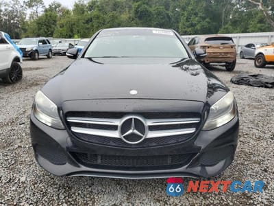 Piąte zdjęcie samochodu w środku: 2015 MERCEDES-BENZ C 300 VIN:55SWF4JB8FU077837 - miniatura