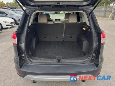 Zdjęcie 6 z 15 samochodu: 2016 FORD ESCAPE SE VIN:1FMCU0GX4GUC35892 - miniatura