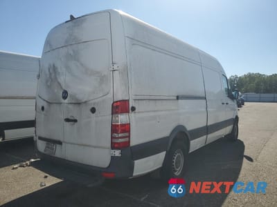 Trzecie zdjęcie samochodu z tyłu: 2015 MERCEDES-BENZ SPRINTER 2500 VIN:WD3PE8CC8FP106002 - miniatura