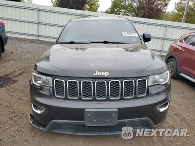 Piąte zdjęcie samochodu w środku: 2017 JEEP GRAND CHEROKEE LAREDO VIN:1C4RJFAG9HC640785 - miniatura